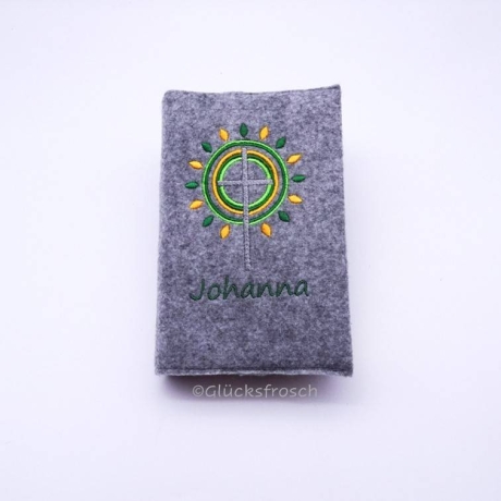 Gotteslobhülle mit  Kreuz, Strahlen grün, gelb, personalisierbar