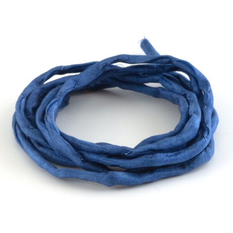 Handgefärbtes Habotai-Seidenband Enzianblau ø3mm Seidenschnur