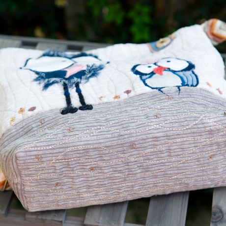 Künstlertasche - UPCYCLING Umhängetasche aus Cord mit Applikation