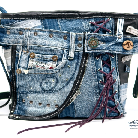 UPCYCLING Umhänge-/ Handtasche aus Jeans und Leder