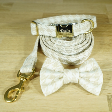 Hundehalsband, -marke, Fliege, Leine personalisiert Hahnentritt