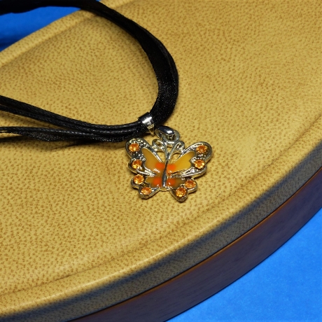 Halskette Schmetterling, silber orange schwarz, 40 +4 cm