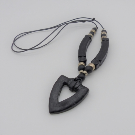 Halskette aus Keramikperlen, schwarz silber, Länge variabel