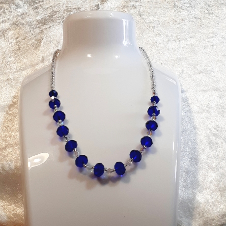 Kette Halskette Perlenkette Tiefblau Damenkette Schmuck Glasperle