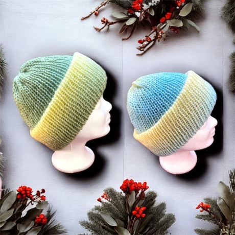 1 Handgestrickte Wollmütze 2 Outfits aus dem wunderschönen Allgäu