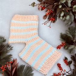 Handgestrickte Yoga-Socken ohne Ferse und Zehen, aus dem Allgäu