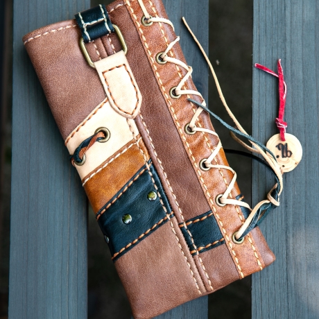 UPCYCLING Handytasche, Handyhülle, Handyetui aus Leder