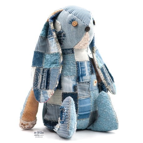 Niedliches Häschen aus Jeansresten - UPCYCLING Stofftier