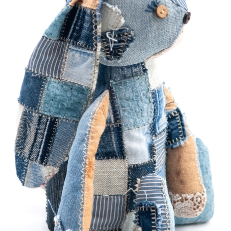 Niedliches Häschen aus Jeansresten - UPCYCLING Stofftier