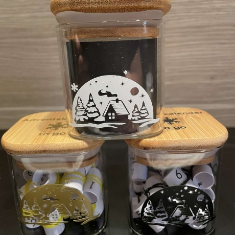 Adventskalender mit Sprüchen Glas Haus