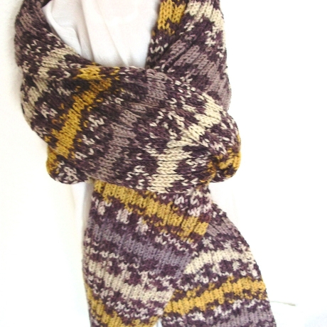 Herrenschal Braun-Beige-Color handgestrickt von Hobbyhaus