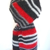 Herrenschal in rot-grau-schwarz handgestrickt von Hobbyhaus