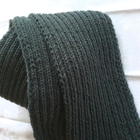 Herrenschal Strickschal in grau handgestrickt von Hobbyhaus