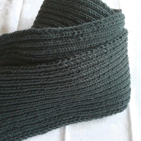 Herrenschal Strickschal in grau handgestrickt von Hobbyhaus