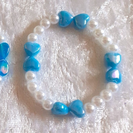 Kinder-Armband 3er-Set Herzen Schmuck elastisch Perlen gefädelt