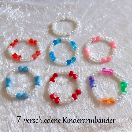 Kinder-Armband Schmuck elastisch Perlen gefädelt Rosa Herzen