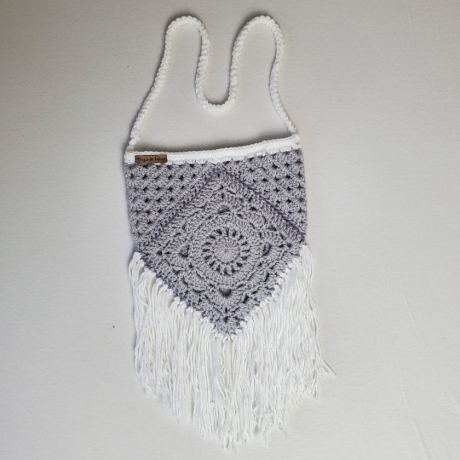 gehäkelte Tasche
