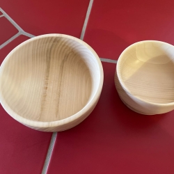 2er SET handgearbeitete Holzschalen aus Eibenholz – federleicht 