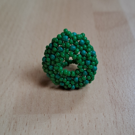 Ring aus Perlen, Huichol, grün Unikat