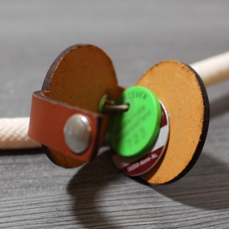 HUNDEMARKENTASCHEN - aus echtem Leder - v3 - rund - Ø 4,4 cm