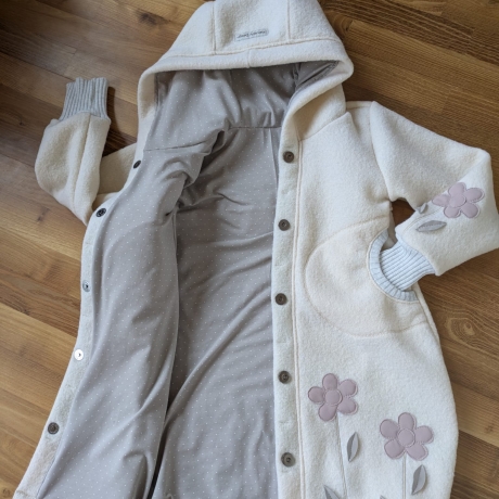 Walkmantel mit Jerseyfutter und Applikationen Gr. 86 bis 146