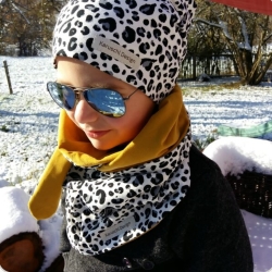 Beanie mit Dreieckstuch im Leoprint 