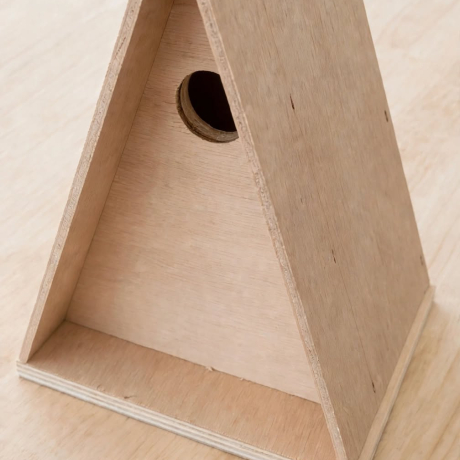 A-Frame Hobbit Nistkasten braune Tür - Mooshaus 32mm Unikat