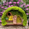 Hobbit Höhle Nistkasten gelbe Tür & Fenster - 32mm Mooshaus