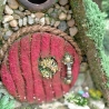 Hobbit Höhle A-Frame rote Tür - Nistkasten 32mm - Mooshaus