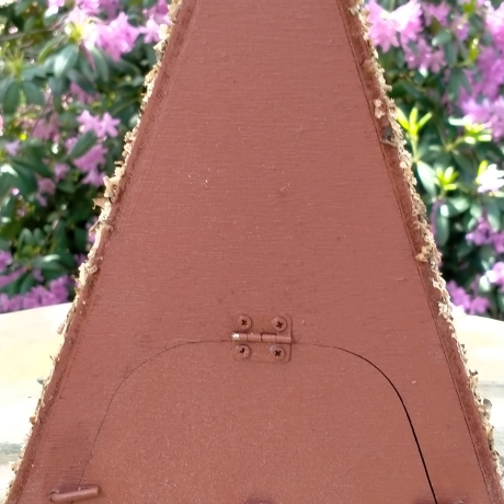 A-Frame Hobbit Vogelhaus - Nistkasten 32mm - mit Moos & Steinen