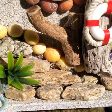 Ker Hobbit Strandhaus - Nistkasten 32mm - Muscheln & Meer