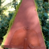 Rotes Hobbit Vogelhaus mit Moos & Pilzen - Nistkasten 32mm