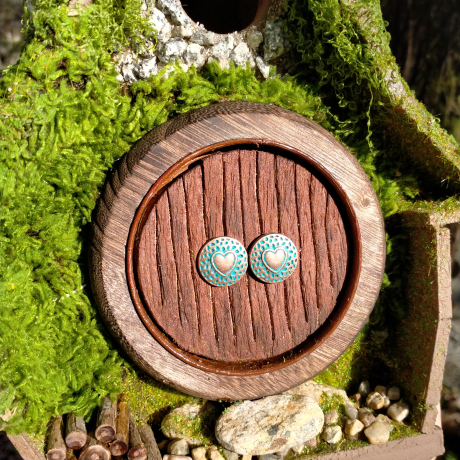 Hobbit Nistkasten Herz-Tür Moosdach - 32mm - Handgemacht Unikat