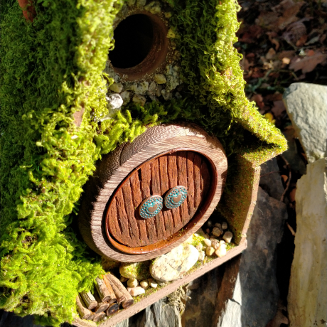 Hobbit Nistkasten Herz-Tür Moosdach - 32mm - Handgemacht Unikat