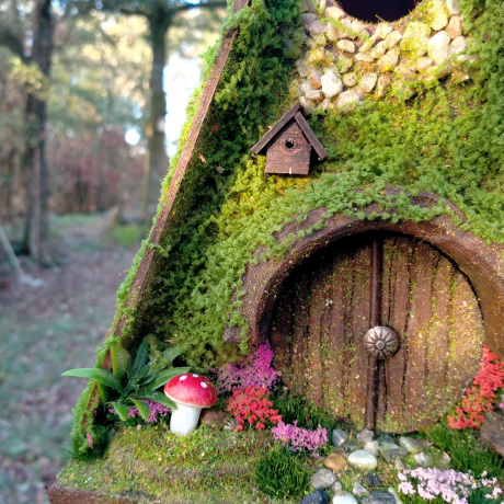Hobbit Nistkasten Feengarten Pilz - A-Frame 32mm - Unikat