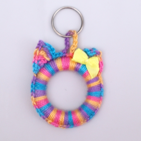 Schlüsselanhänger Katze Taschenbaumler Katzenkopf Handarbeit bunt