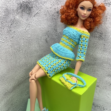 Handgehäkeltes Outfit für 1:6 Modepuppen (Barbie, Steffi)