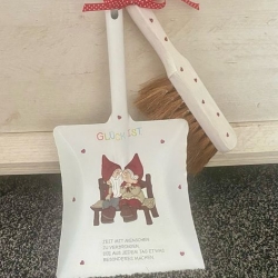 Kehrbesen Set - handmade - Wichtelpärchen auf Bank „Glück ist..“ 