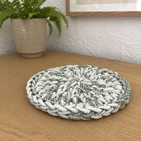 Häkel-Untersetzer • grün weiß meliert • rund Deko Boho