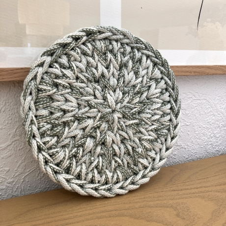Häkel-Untersetzer • grün weiß meliert • rund Deko Boho