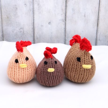Huhn Osterdeko gestrickt Wohndeko Osterhuhn beige klein Tischdeko