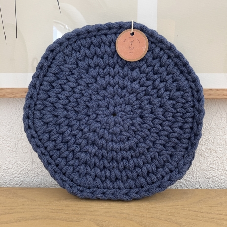 SALE B-Ware • Untersetzer • dunkel blau gehäkelt Deko