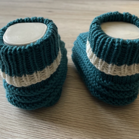 Handgestrickte Baby-Schuhe / Booties Gr. 50/56