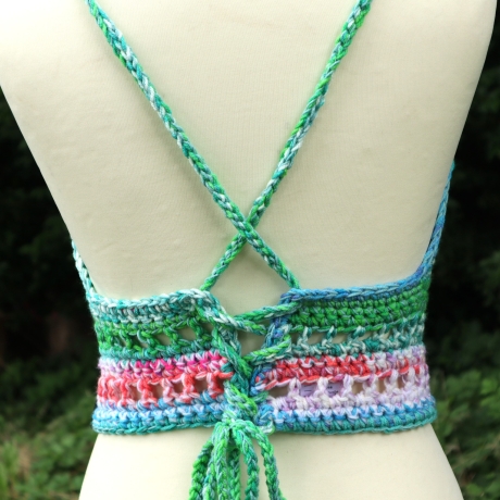 Top gehäkelt Häkeltop Oberteil Bustier Damenmode Handarbeit 