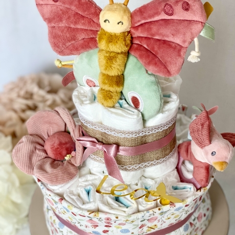 Windeltorte Schmetterling mit little dutch Produkten zur Geburt