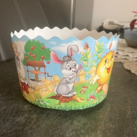 4 Backformen Osterkuchen Kulitsch, Kartonpapier, bunt