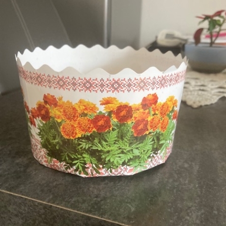 4 Backformen Osterkuchen Kulitsch, Kartonpapier, bunt