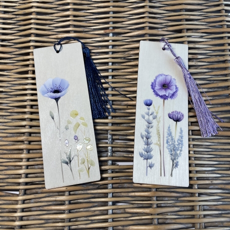 Lesezeichen - Holz - mit lila Wildblume Mohn 