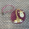 Taschenanhänger Deko - kleine Giraffe - Hintergrund & Kette pink