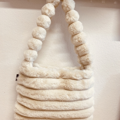 Handmade kuschelweiche Tasche in beige weich kuschelig Handtasche